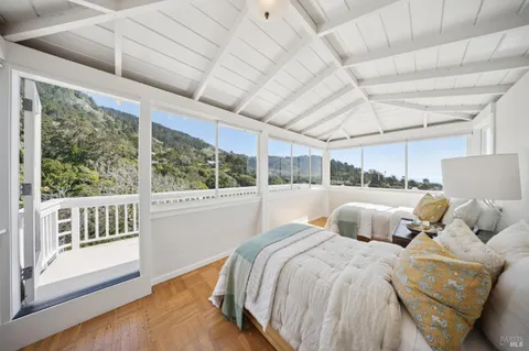 $3,680,000 | 40 Laurel Avenue, Stinson Beach, CA 94970