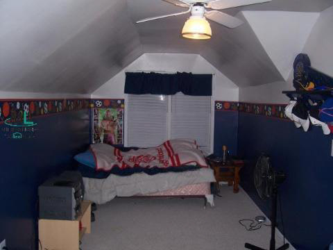 20912 Universal Eastpointe, MI 48021 - Photo 6 of 9 420399-5.JPG