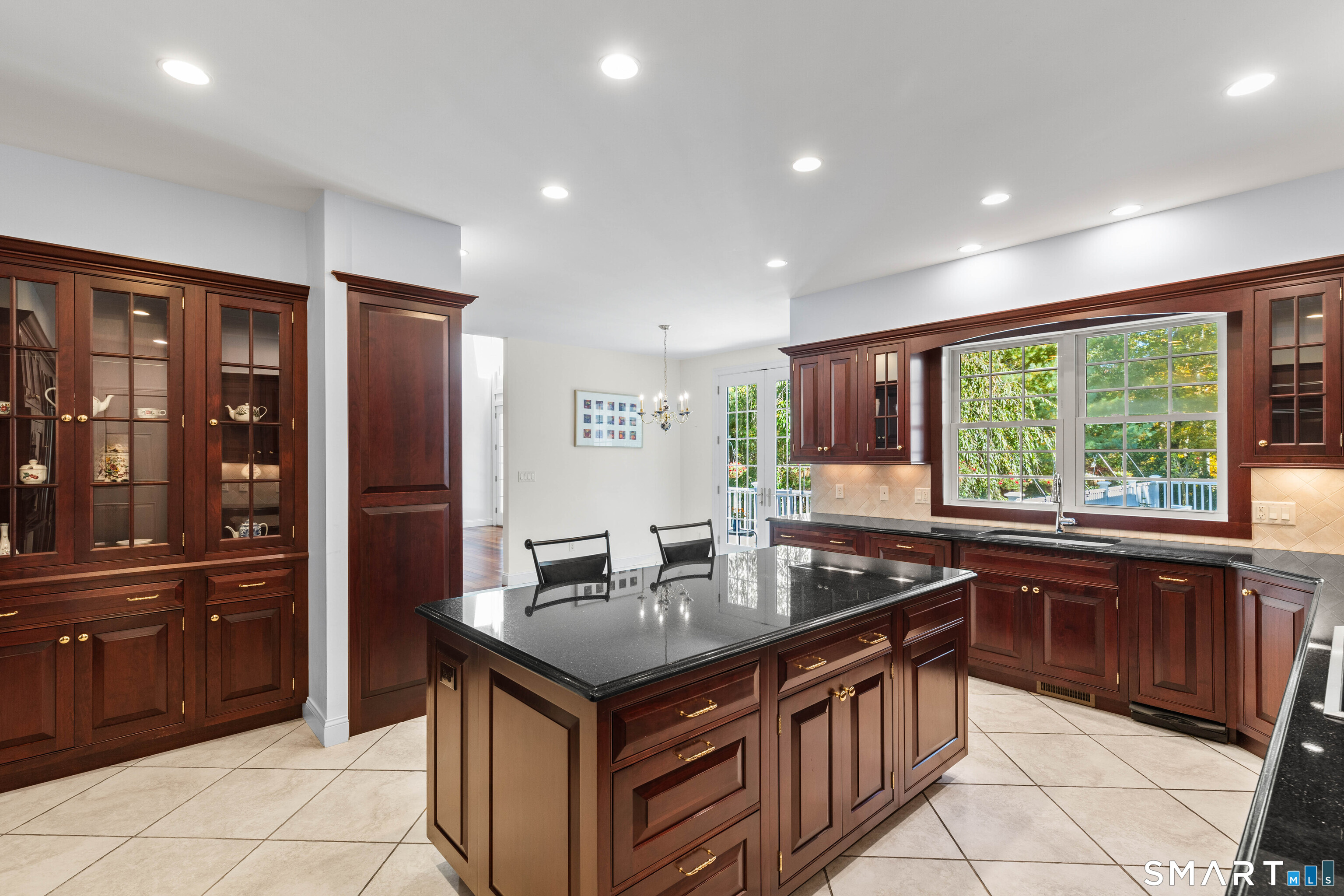 157 Mitchell Hill Road Lyme, CT 06371 - Photo 13 of 40