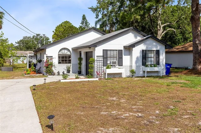 $359,000 | 106 Edgewater Drive, St. Cloud, FL 34769