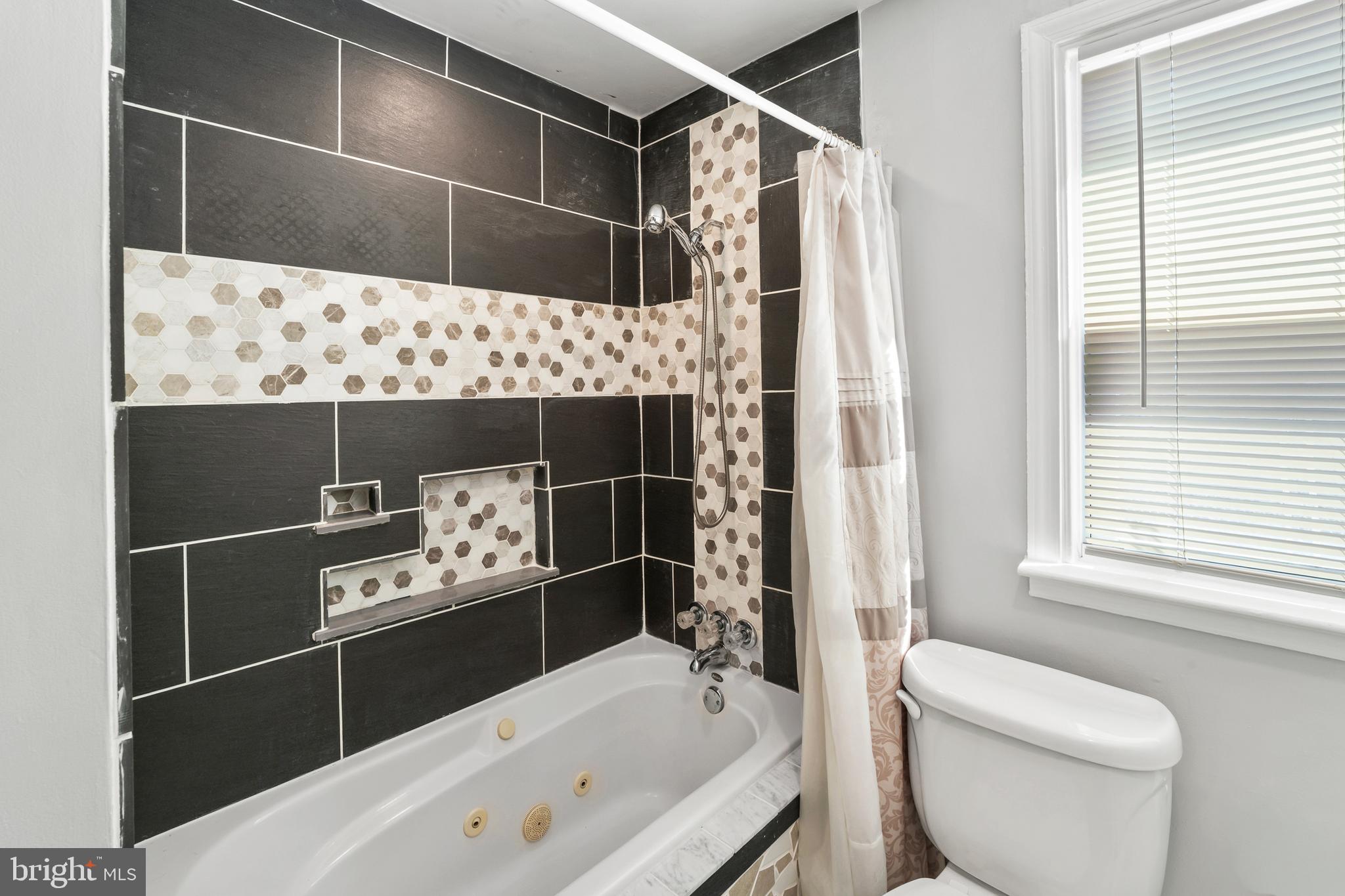 113 1st Lindenwold, NJ 08021 - Photo 24 of 33