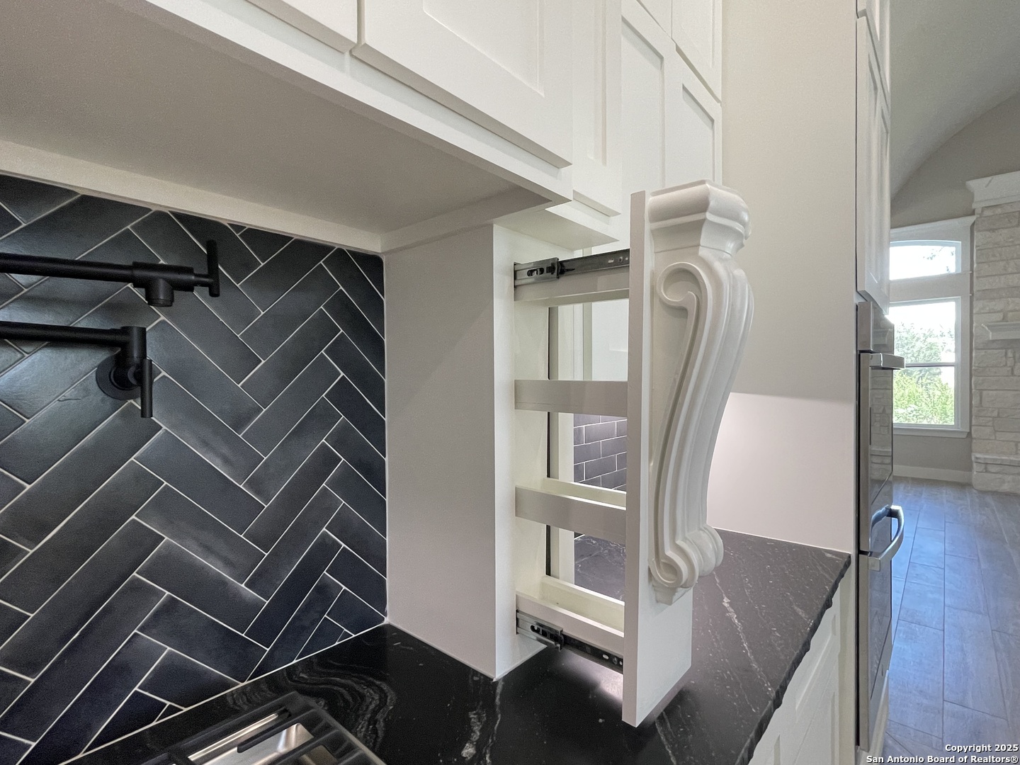 399 Bauer Lane Castroville, TX 78009 - Photo 15 of 39