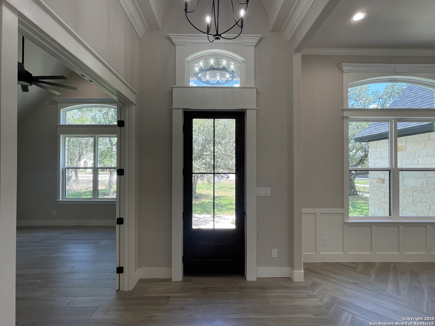 399 Bauer Lane Castroville, TX 78009 - Photo 6 of 39