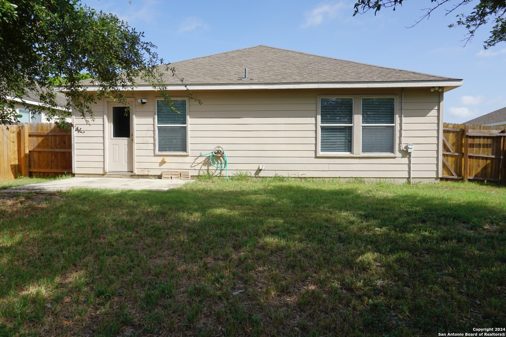 7730 Ruidoso Chase Selma, TX 78154 - Photo 22 of 22 a house view with a garden space