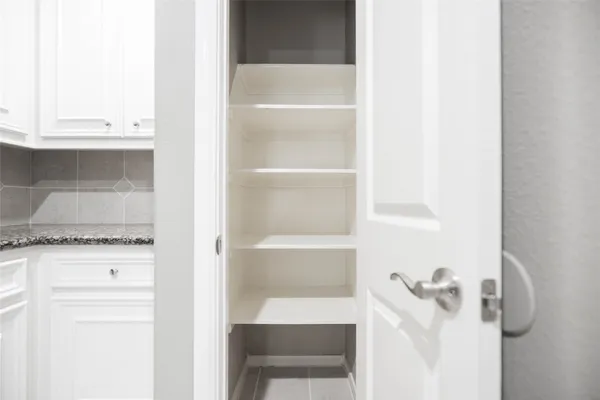 $1,600 | 13165 Snow Lane, Unit 4, Willis, TX 77318