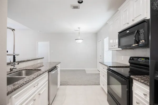 $1,600 | 13165 Snow Lane, Unit 4, Willis, TX 77318