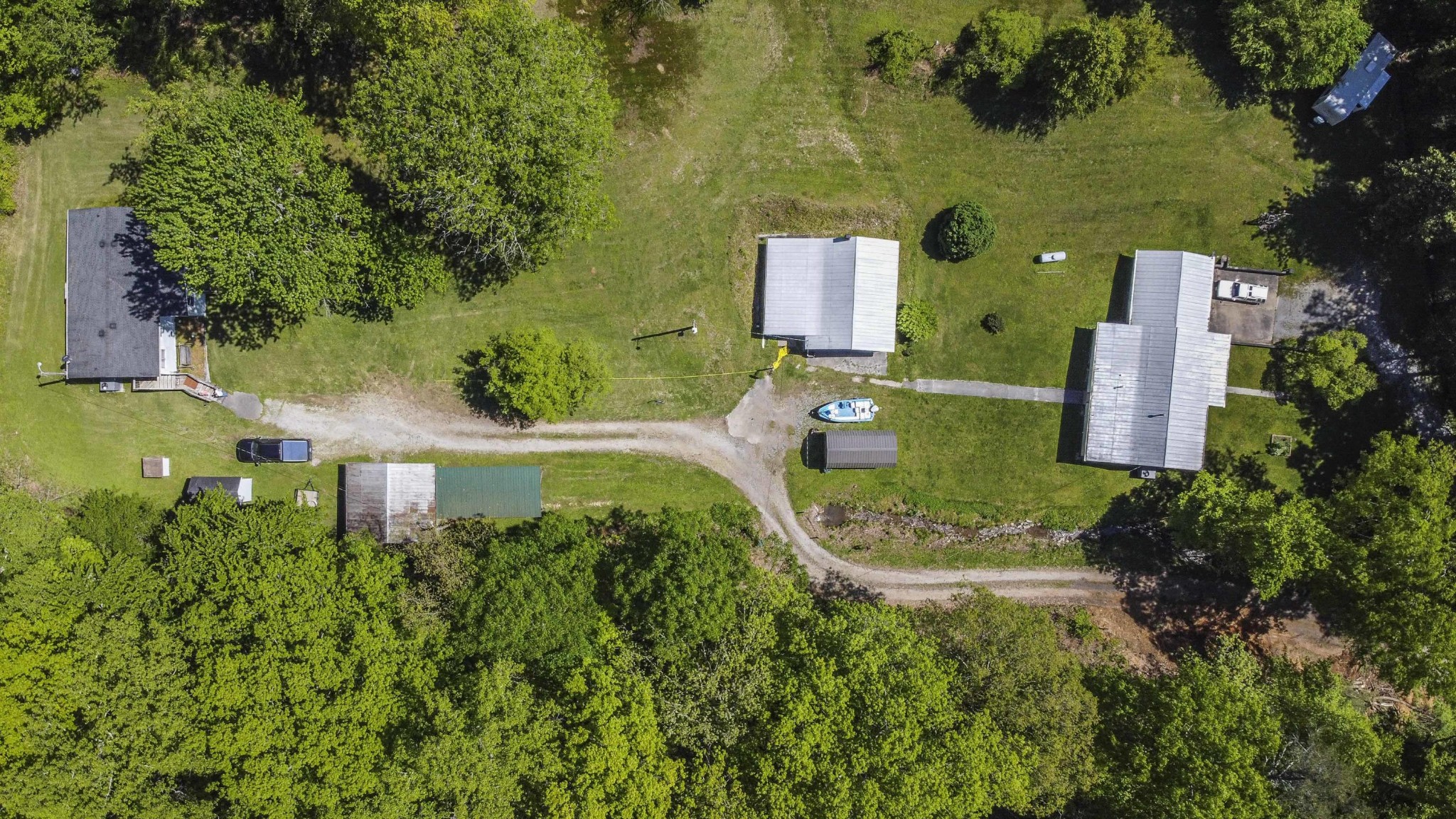 311 Howard Road Loudon, TN 37774 - Photo 2 of 31 Gallery Image 2
