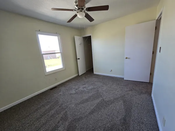 $1,000 | 377 Peabody Drive, Unit 3, Clarksville, TN 37042