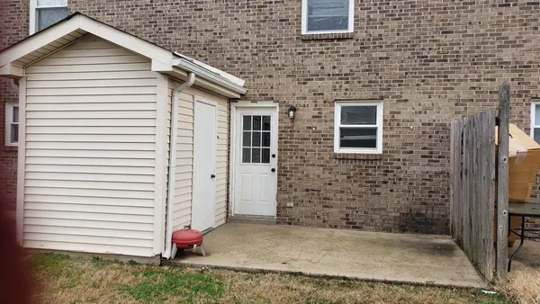 $1,000 | 377 Peabody Drive, Unit 3, Clarksville, TN 37042