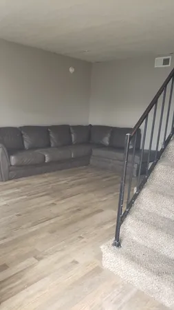 $1,000 | 377 Peabody Drive, Unit 3, Clarksville, TN 37042