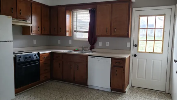 $1,000 | 377 Peabody Drive, Unit 3, Clarksville, TN 37042