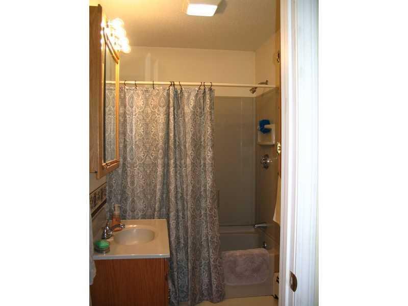 93 Fowler Road Orrington, ME 04474 - Photo 26 of 35 Bathroom. A full bath, with tub.