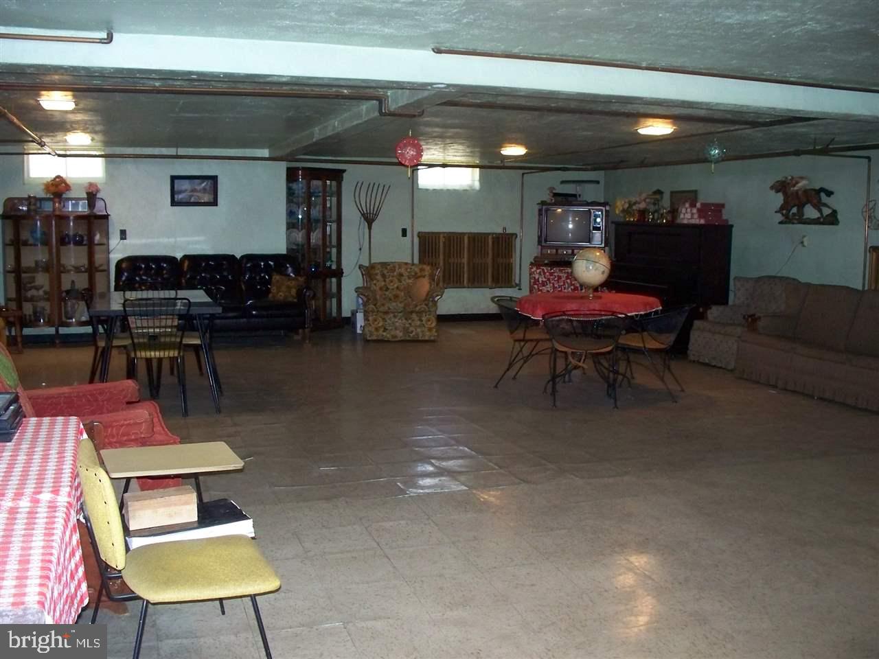 6954 Pigeon Hill Road Spring Grove, PA 17362 - Photo 25 of 36