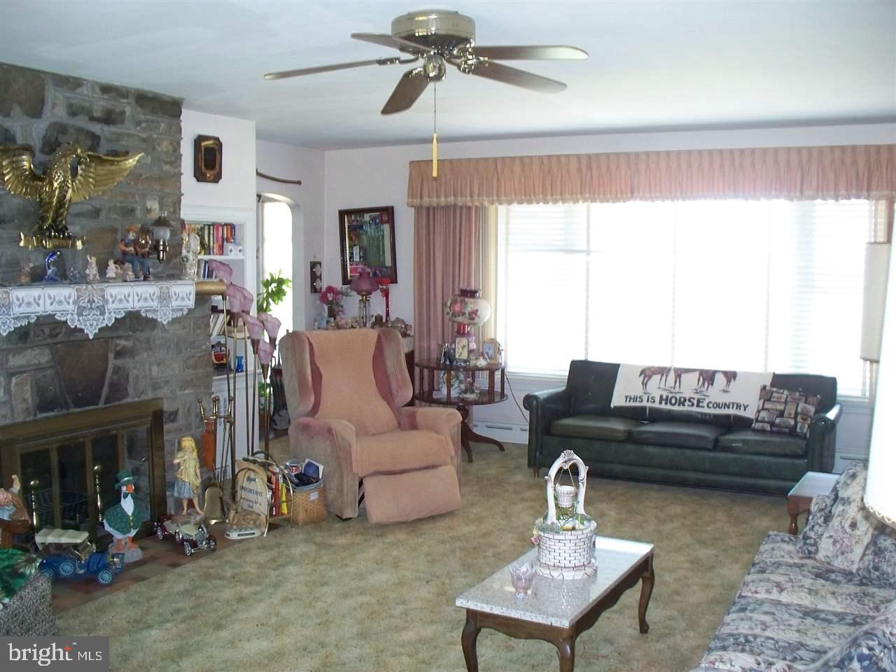 6954 Pigeon Hill Road Spring Grove, PA 17362 - Photo 9 of 36