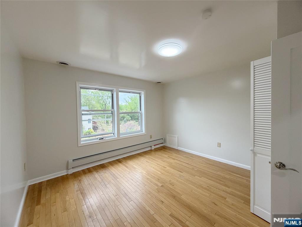 361 Fort Lee Road Teaneck, NJ 07666 - Photo 6 of 8