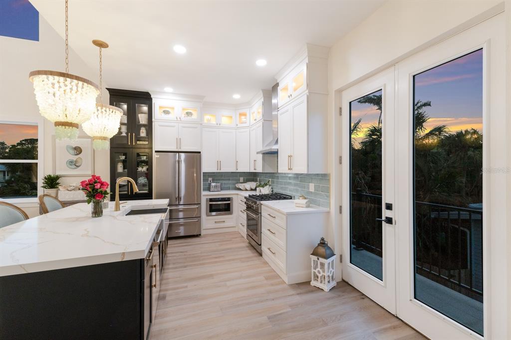 428 Spring Avenue Anna Maria, FL 34216 - Photo 9 of 50 Gallery Image 9