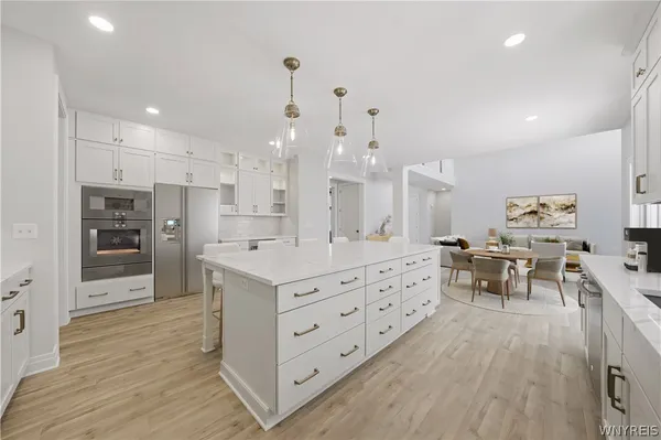 $923,900 | 5628 Dorothy Circle, Clarence, NY 14032