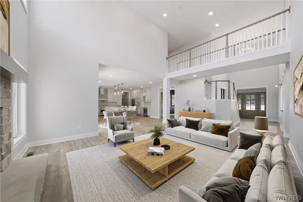 $923,900 | 5628 Dorothy Circle, Clarence, NY 14032