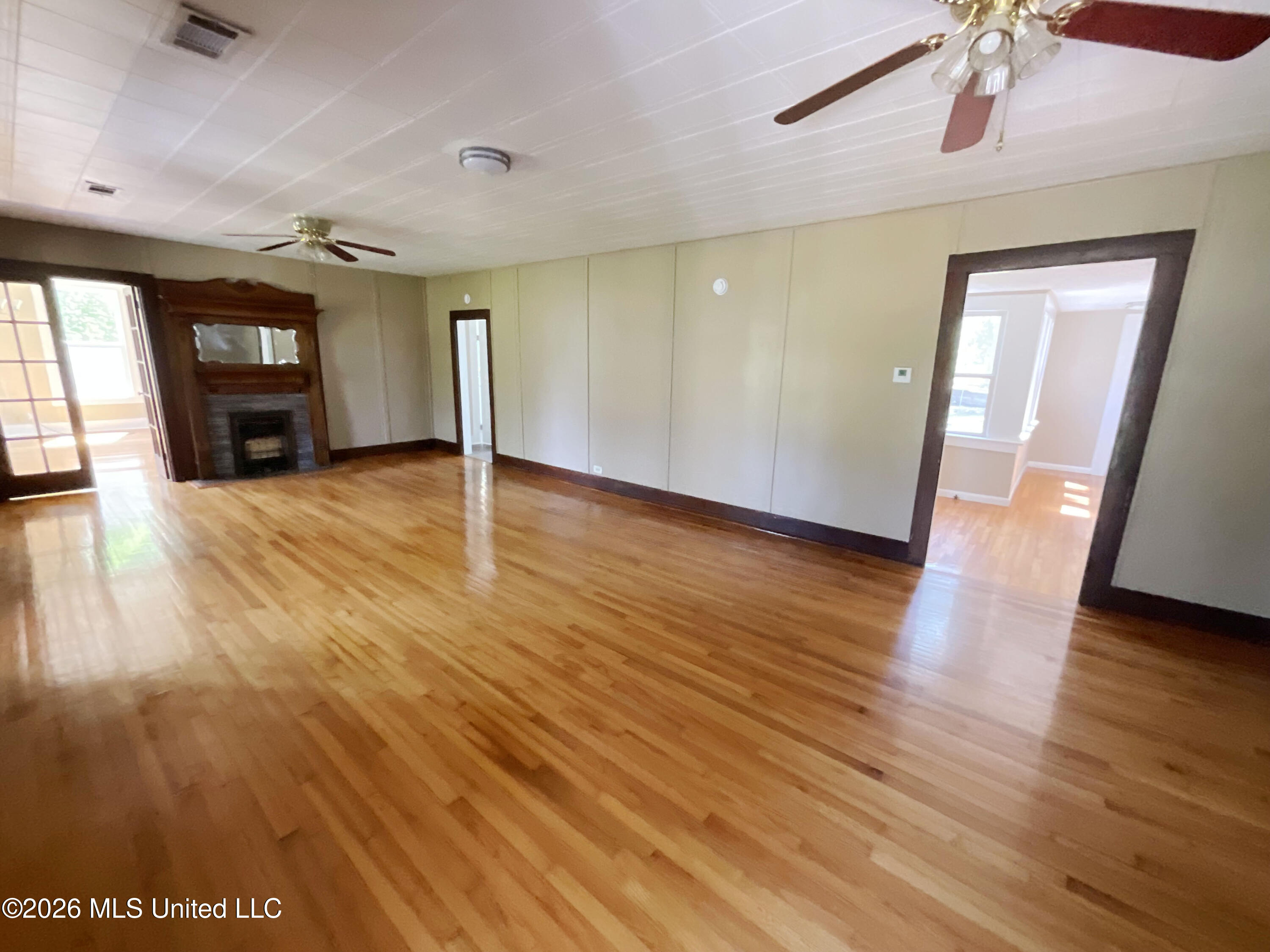 1111 2nd Street Inverness, MS 38753 - Photo 5 of 28 IMG_6678