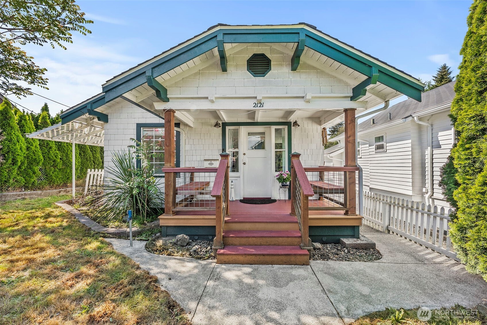 2121 5th Street Bremerton, WA 98312 - Photo 1 of 32 a front view of house