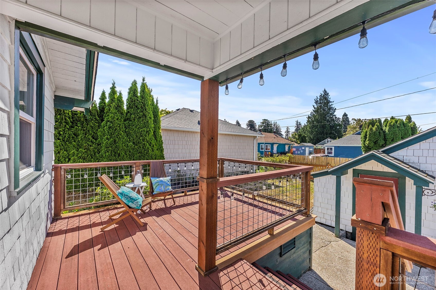 2121 5th Street Bremerton, WA 98312 - Photo 18 of 32 a view of balcony with wooden floor and fence