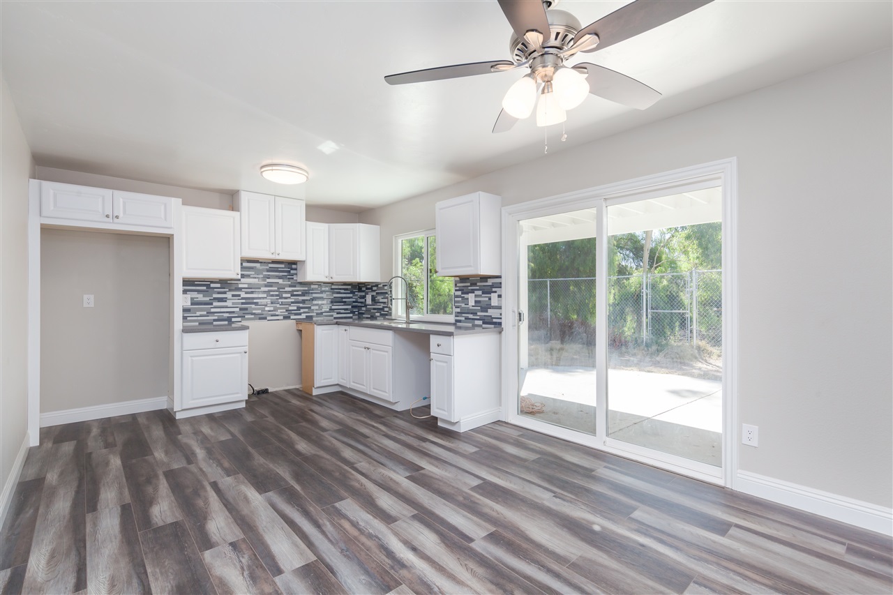 560 Quarry View Way Spring Valley, CA 91977 - Photo 4 of 18 Gallery Image 4