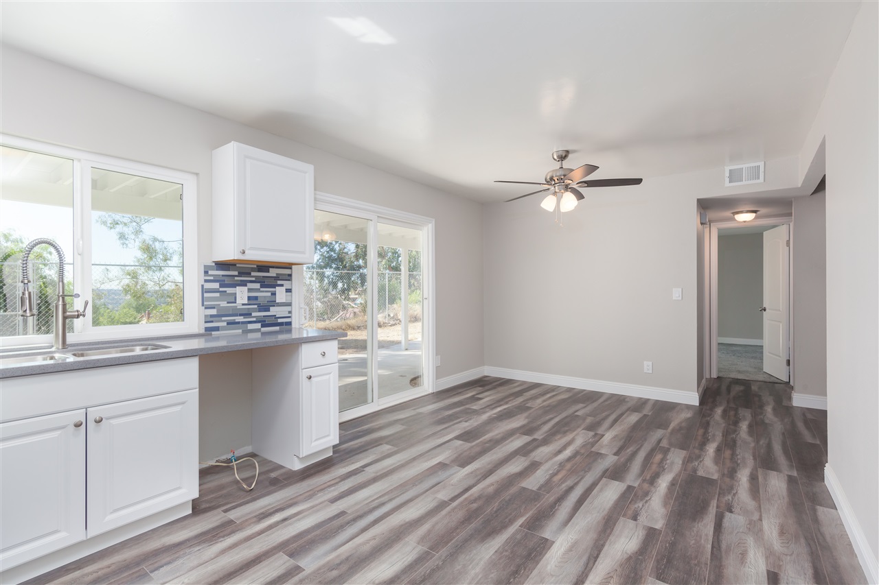 560 Quarry View Way Spring Valley, CA 91977 - Photo 5 of 18 Gallery Image 5
