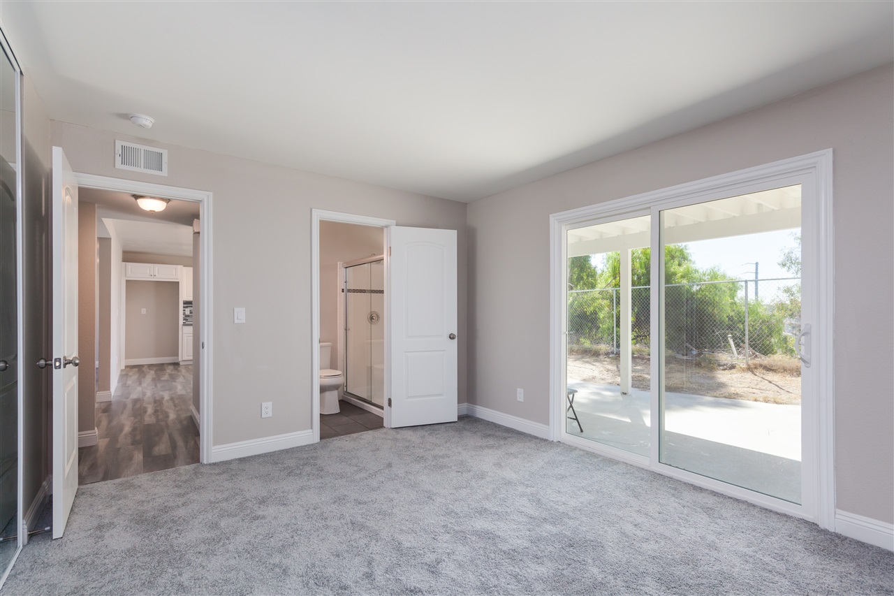 560 Quarry View Way Spring Valley, CA 91977 - Photo 7 of 18 Gallery Image 7