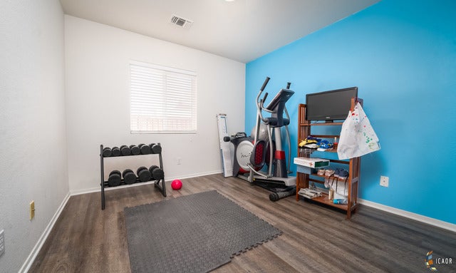1611 Rodeo Drive Imperial, CA 92251 - Photo 10 of 14 Gallery Image 10