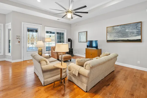$780,000 | 85 Limerick Lane, Unit A & B, Arlington, VT 05250