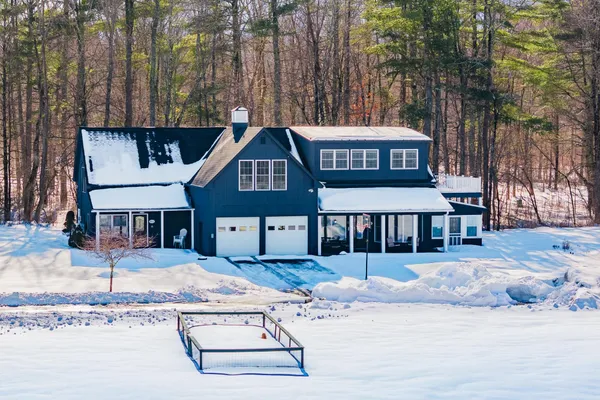 $780,000 | 85 Limerick Lane, Unit A & B, Arlington, VT 05250