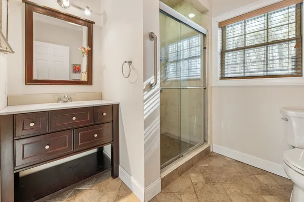 $780,000 | 85 Limerick Lane, Unit A & B, Arlington, VT 05250