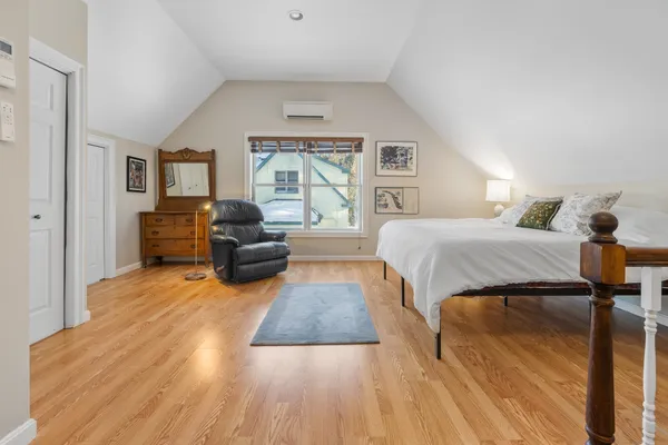 $780,000 | 85 Limerick Lane, Unit A & B, Arlington, VT 05250
