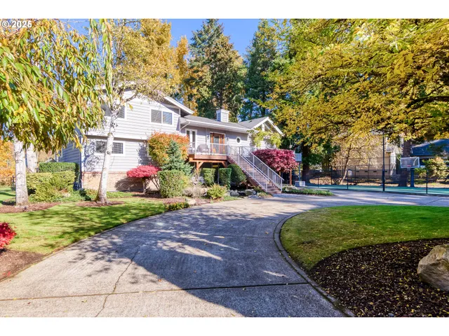 $1,625,000 | 14089 Northeast River Vista Lane, Aurora, OR 97002