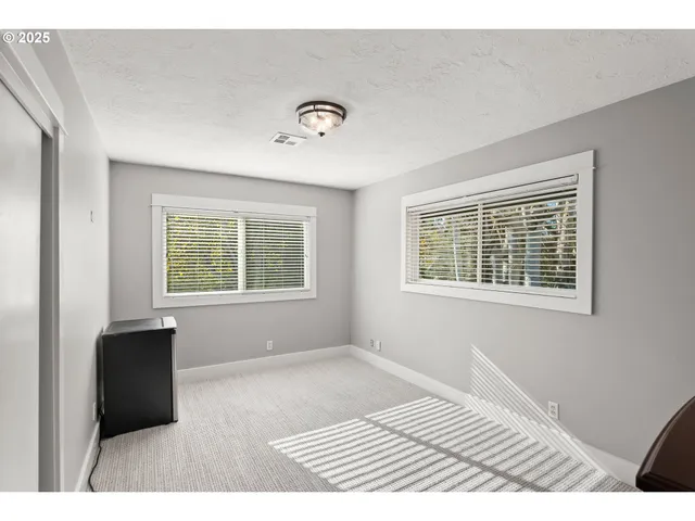 $1,625,000 | 14089 Northeast River Vista Lane, Aurora, OR 97002