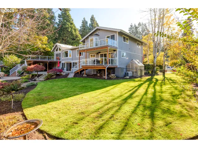 $1,625,000 | 14089 Northeast River Vista Lane, Aurora, OR 97002
