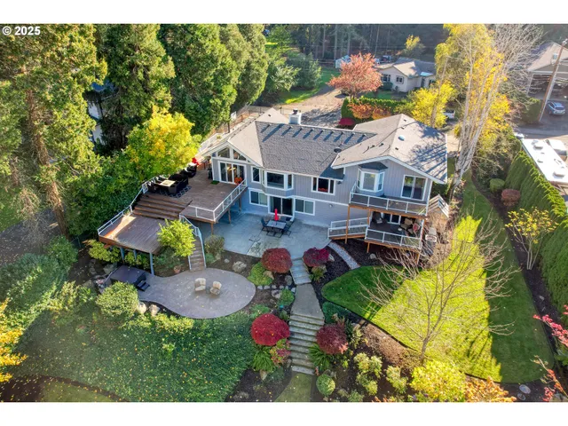 $1,625,000 | 14089 Northeast River Vista Lane, Aurora, OR 97002
