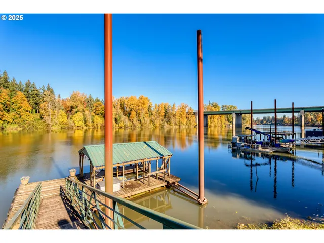 $1,625,000 | 14089 Northeast River Vista Lane, Aurora, OR 97002