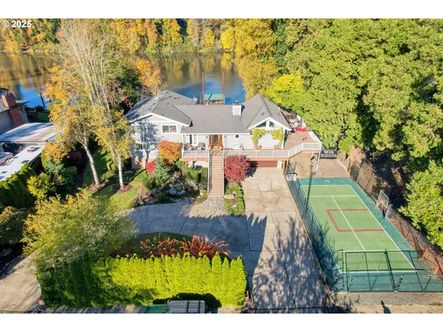 $1,625,000 | 14089 Northeast River Vista Lane, Aurora, OR 97002