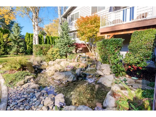 $1,625,000 | 14089 Northeast River Vista Lane, Aurora, OR 97002