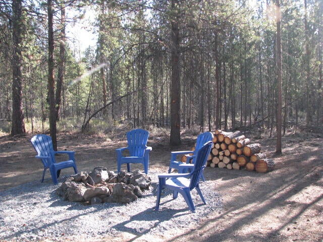 51360 Mitchell Road La Pine, OR 97739 - Photo 13 of 21 Firepit