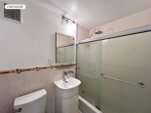 $669,000 | 50 Bayard Street, Unit 6T | Chinatown