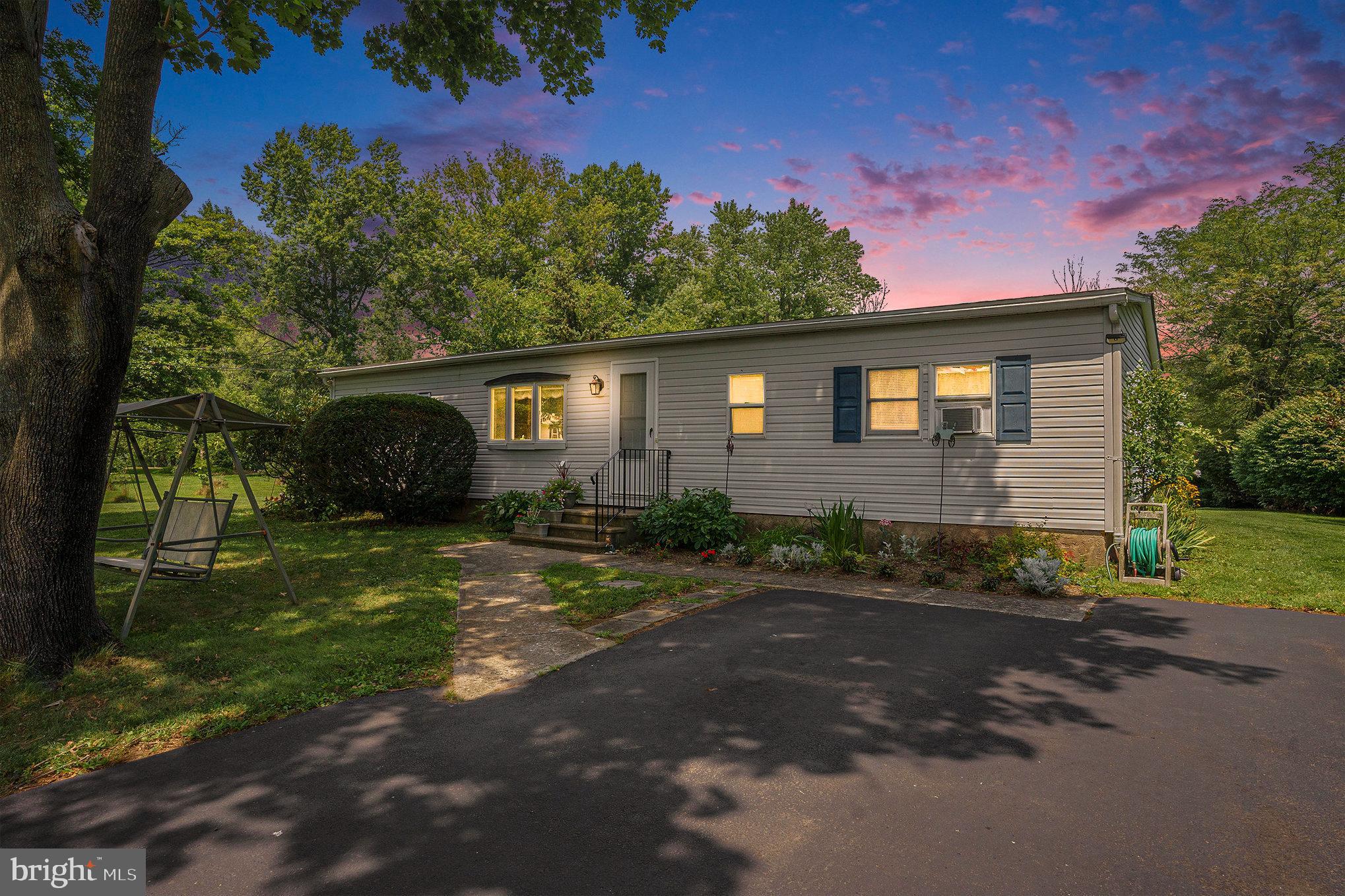 44 Brownback Road Royersford, PA 19468 - Photo 2 of 46 Gallery Image 2