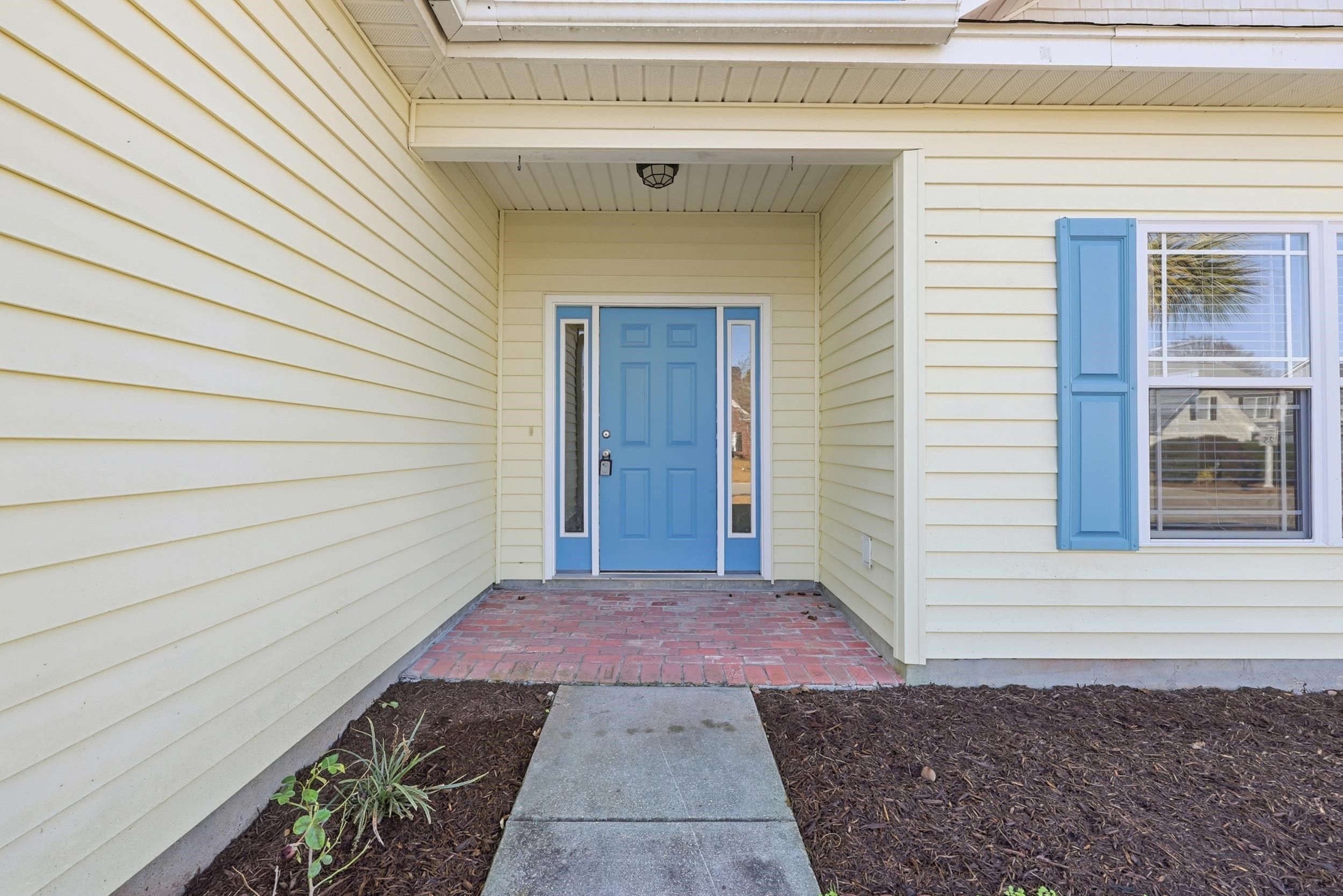 160 Molinia Drive Murrells Inlet, SC 29576 - Photo 3 of 32