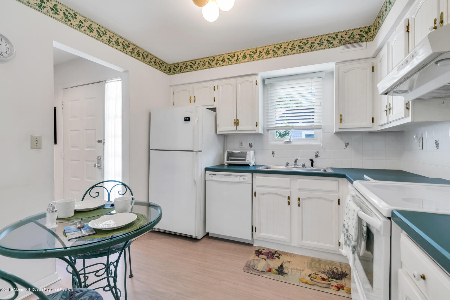 25 Locust Way Spring Lake Heights, NJ 07762 - Photo 12 of 22 Kitchen