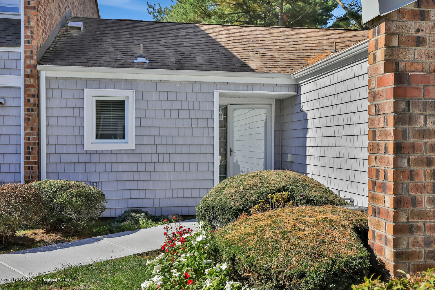 25 Locust Way Spring Lake Heights, NJ 07762 - Photo 2 of 22 Welcome Home