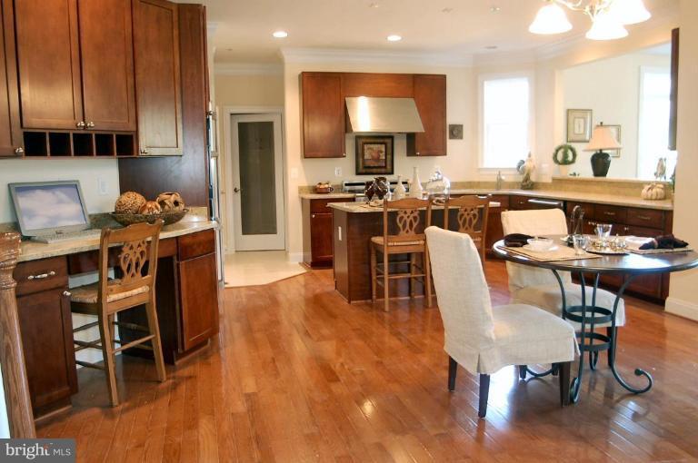 9907 Carter Road Bethesda, MD 20817 - Photo 4 of 30 Kitchen