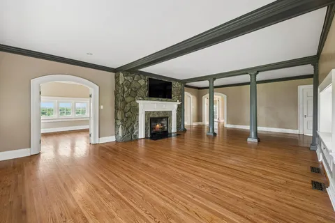 $1,500,000 | 2990 McGavock Pike, Nashville, TN 37214