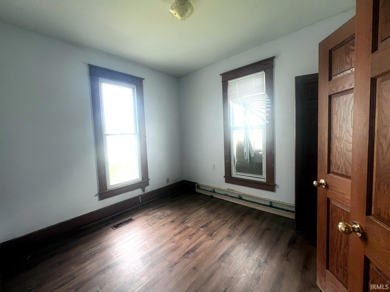 15 North Holman Street Peru, IN 46970 - Photo 10 of 32