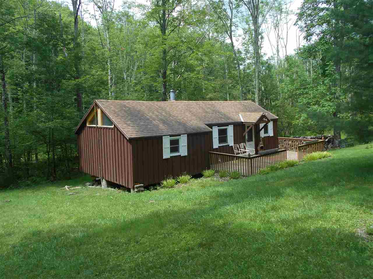 1917 West Sandgate Road Sandgate, VT 05250 - Photo 2 of 10 Gallery Image 2